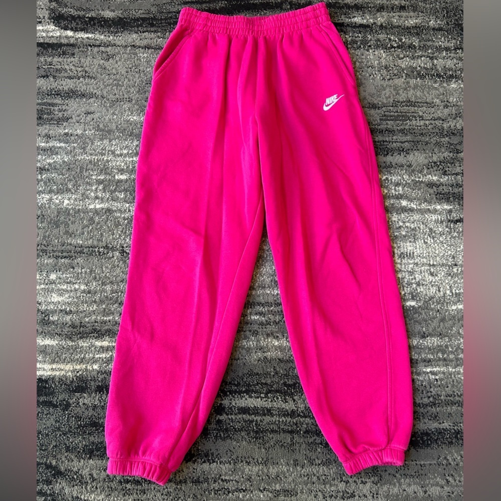 NIKE Sportswear Hot Pink Sweatpants